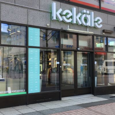 Kekäle-vaateliikkeen julkisivu Joensuussa.