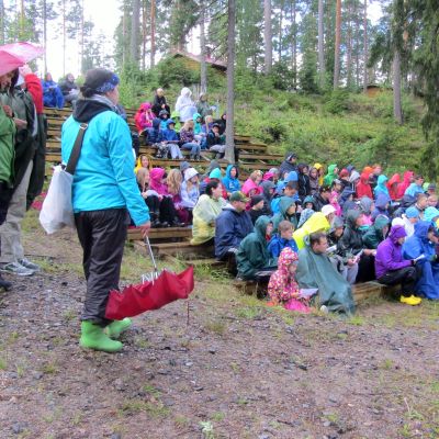 Suurleiri, Lasten leiri, telttaleiri, vesisade