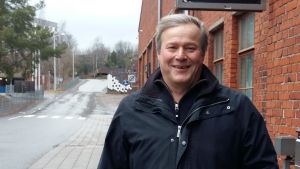 Olle Lerche arbetar som utvecklingschef vid Raisioagro. Olle Lerche arbetar med forskning och utveckling vid resoföretaget Raisioaqua