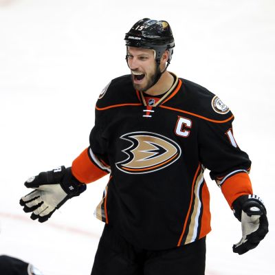 Ryan Getzlaf iloitsee.