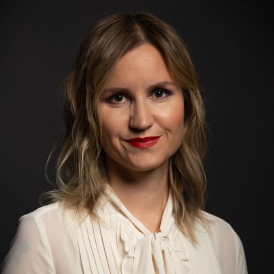 Kirjailija Sisko Savonlahti