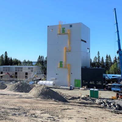 Green Fuel Nordicin bioöljynjalostamo Lieksan Kevätniemessä on pian valmis tuotannon testaukseen.