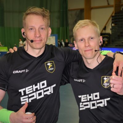 Salibandytuomarit Henri Heinola Manu Marttinen
