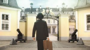 Dokumenttielokuva kertoo kielinero Georg Julius Justus Sauerweinista. Mies seisoo ison talon edessä.