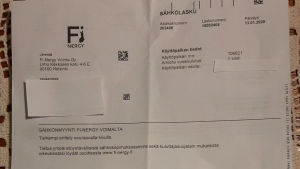 Elräkning som skickats till ett hushåll i Borgå i januari 2020. En elräkning på ett bord.