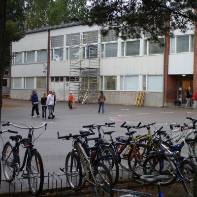Kiilan koulus huvudbyggnad i Karis.