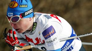 Kaisa Varis åkte fast för dopning i samband med VM 2003. Hon lämnade ett positivt dopningsprov efter damstafetten där Finland slutade tvåa. Kaisa Varis.