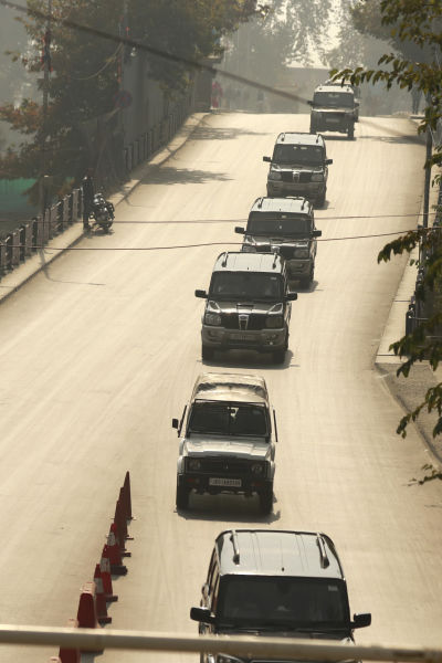 Indien delar omstridda Jammu och Kashmir – flaggan avskaffas ...