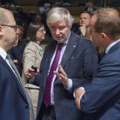 Erkki Tuomioja tillsammans med Estlands och Danmarks utrikesministrar.