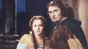 De Havilland och Errol Flynn i The Adventures of Robin Hood. Olivia de Havilland vierellään Errol Flynn.
