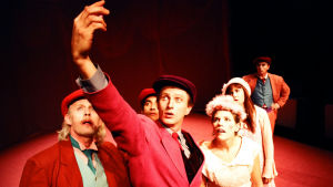 Tobias Zilliacus, ensemblen, och en selfie anno 2005. scen ur "no return".
