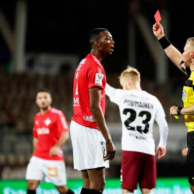 HIFK:n Nosh A Lody näki punaista JJK-ottelussa