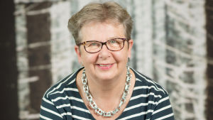 Susanne Ingman-Friberg är ansvarig för den svenskspråkiga delen av projektet "Du är inte ensam". Projektet sker i samarbete mellan Befolkningsförbundet och finländska idrottsaktörer. susann ingman-friberg