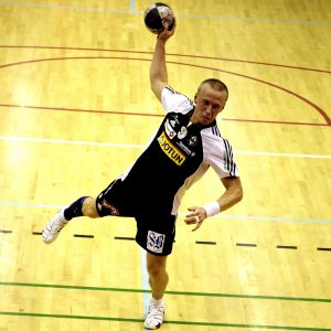 Karlssons första utlandsadress efter flytten från BK-46 var norska IL Runar (bilden från 2009). Jac Karlsson, Runar IL 2009.