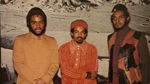 The Last Poets årgång 1973 med Umar Bin Hassan i mitten. The Last Poets årgång 1973