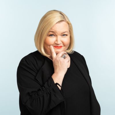 Regina Rask, Puoli seitsemän
