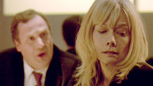 Bassobaritoni Matthew Brook ja näyttelijä Anna Skye musiikkielokuvassa Monteverdin kyynel (2007)