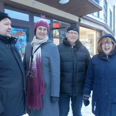 BioRex  och Arbetarinstitutens personal är glada över att filmklubben i Jakobstad fortsätter