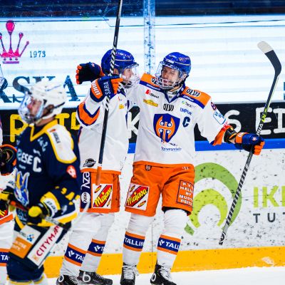 Tappara kaatoi vieraissa Jukurit 7-4.