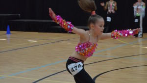 Corinna Jälkö har tävlat i fyra år. Corinna Jälkö från Ingå deltar i tävling i discodans år 2015.