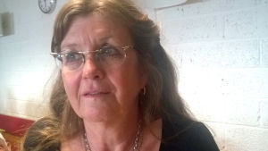 Sjukskötaren Anne Sjögren arbetar på en frivillig klinik i Göteborg. Anne Sjögren arbetar med papperslösa