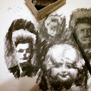 Eraserhead-hahmojen luonnoksia.
