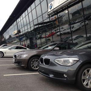 Bilar till salu i Karleby