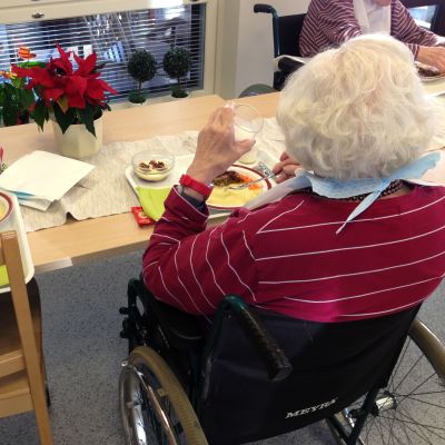 mat på äldreboende
