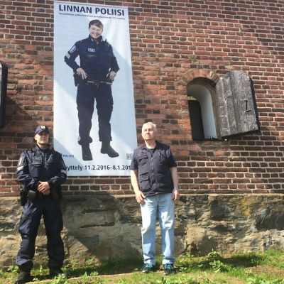 Linnan poliisit