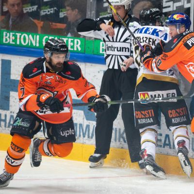 Puustinen vei HPK:n johtoon