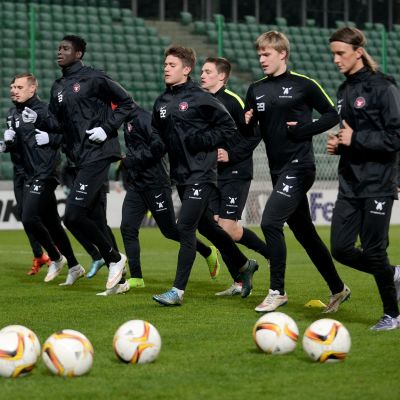 Kaan Kairinen har lämnat FC Midtjyllands trupp.