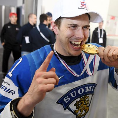 Kristian Kuusela jääkiekon MM-kultamitalisti 2019