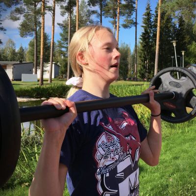 15-vuotias Fanny Mäkiranta on linjan kuopus Etelä-Pohjanmaan opiston poliisilinjalla.