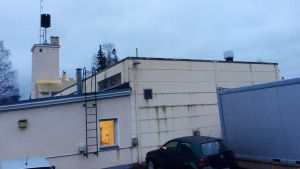 Stationen har fått en tillbyggnad som har fått två tillbyggnader. brandstation