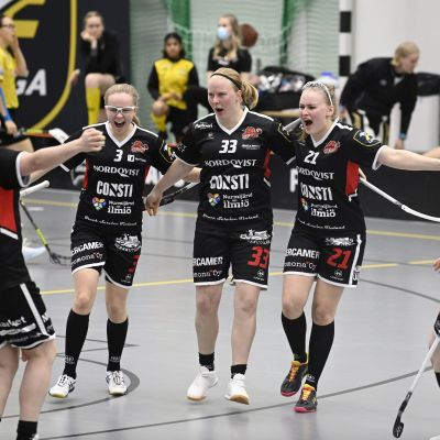 pari etsii miestä falun ruotsalaiset naiset etsii seksiseuraa hjo