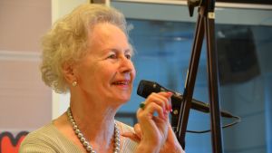 Jutta Zilliacus fyller jämnt i sommar - Man måste provocera om man ska lyckas, säger Jutta Zilliacus om Lady Gaga.