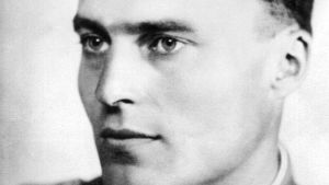 En odaterad bild från början av 1930-talet på Claus von Stauffenberg. En odaterad bil från tidigt 30-tal på officeraren Claus von Staufenberg.