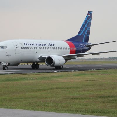 lentokone boeing 737-500