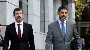 Ferran Lopez ersätter Josep Lluís Trapero som polischef för den katalanska polisen. Ferran Lopez ersätter Josep Lluís Trapero som polischef för den katalanska polisen.
