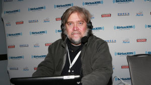 Den högerradikala och kontroversiella Stephen Bannon har utsetts till chefsstrateg för Trump i Vita huset. Stephen Bannon.