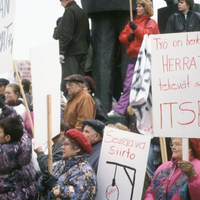 Arbetslösa demonstrerar 1993