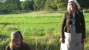 Kecke Lindblom, Pia Andersson är statister i filmen Statister som medverkar i filminspelning på Åland