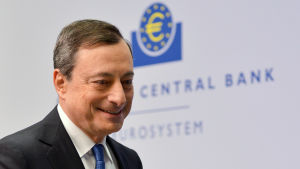ECB:s chef Mario Draghi. ECB:s chef Mario Draghi meddelar om stimulansåtgärder i Frankfurt.