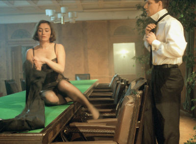 Krista (Nina Hukkinen) och Johan Storgård i Vägsjälar, 1998