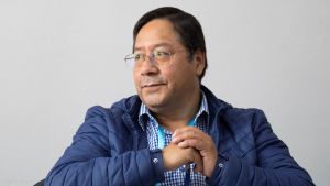 Luis Arce har ett starkt stöd bland de fattiga i Bolivia och bland landets ursprungsbefolkning. Luis Arce har ett starkt stöd bland de fattiga i Bolivia och bland landets ursprungsbefolkning.