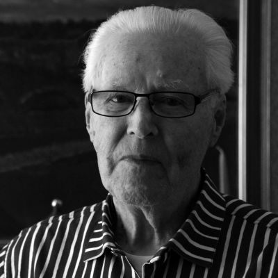 Kuvassa Viljo S. Määttälä