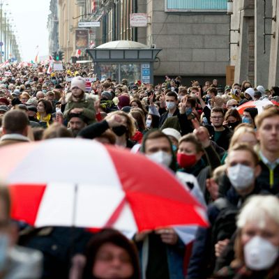 Marscher på gatorna i Minsk till stöd för storstrejken 26.10.2020