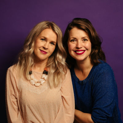 Hannah Norrena och Eva Frantz ser glada ut.