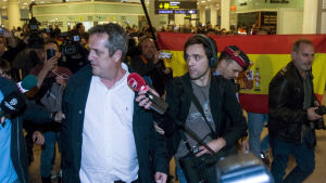 Den avsatta katalanska inrikesministern Joaquim Forn var en av fem ministrar som reste till Bryssel tillsammans med den sparkade regionpresidenten Carles Puigdemont. Forn återvände på tisdagen till Barcelona Den avsatta katalanska inrikesministern Joaquim Forn var en av fem ministrar som reste till Bryssel tillsammans med den sparkade regionpresidenten Carles Pugdemnont. Forn återvände på tisdag till Barcelona