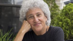 Professor emerita Marion Nestle har gått i pension men ser det som sin plikt att informera folk om hurdan effekt industrifinansieringen ofta har. Marion Nestle